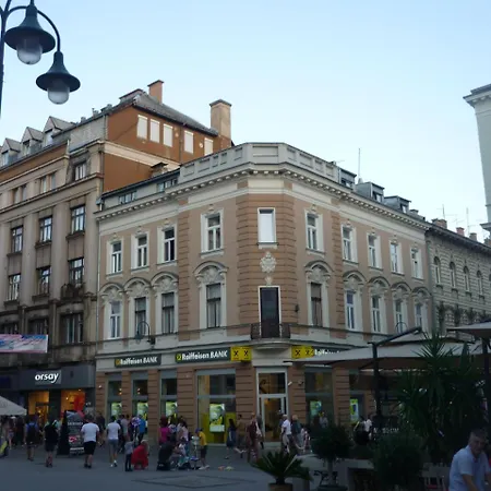 Casa de hóspedes Apartman 